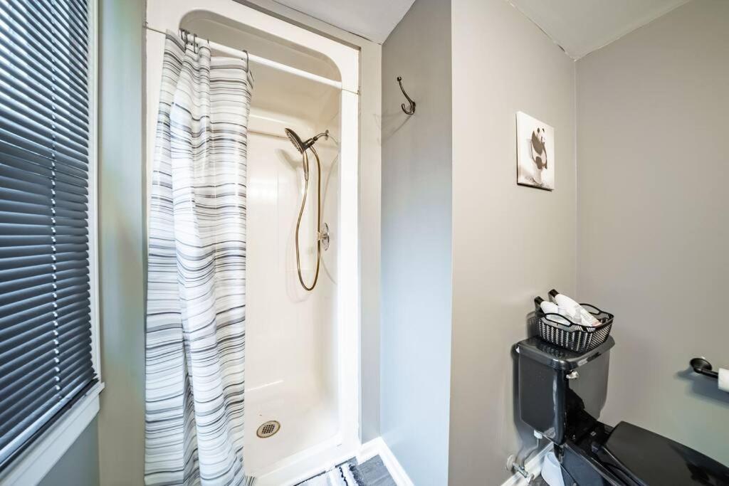 Walkable Gem In Little Italy Apartman Cleveland Kültér fotó